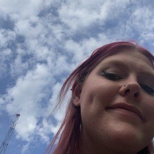 Meet your Posher, Isabella